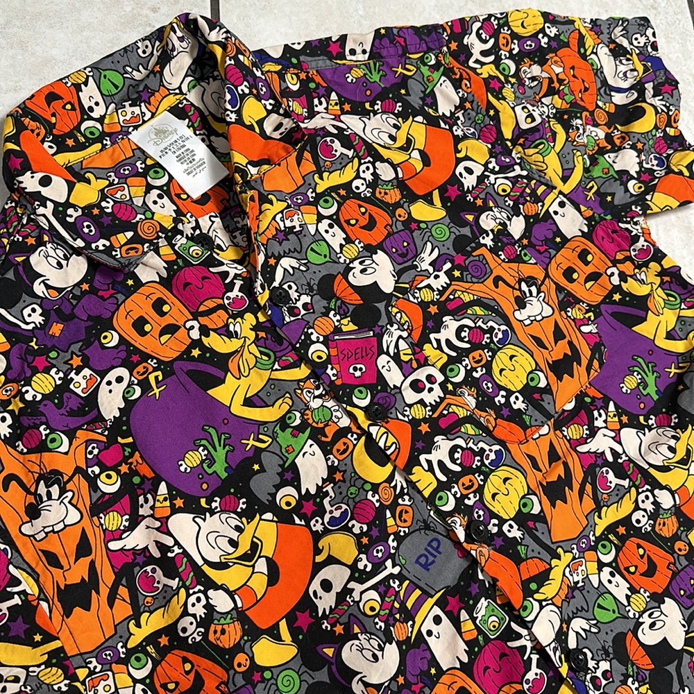 Disney Parks Halloween‎ Mickey and Friends Button Up Camp Shirt